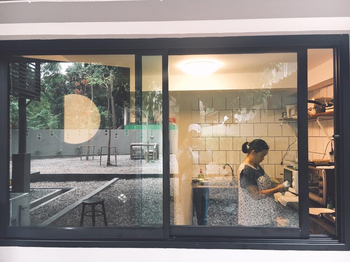 The Hommtel Hostel Chiang Mai Exterior foto