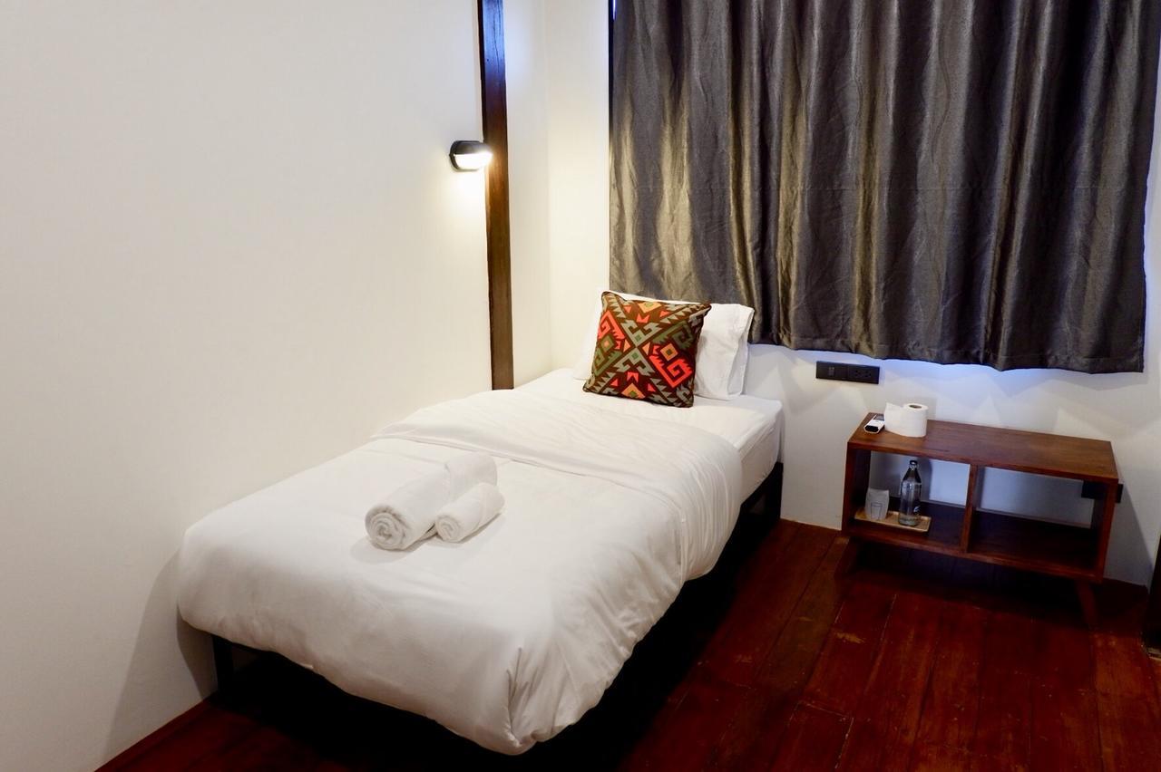 The Hommtel Hostel Chiang Mai Exterior foto